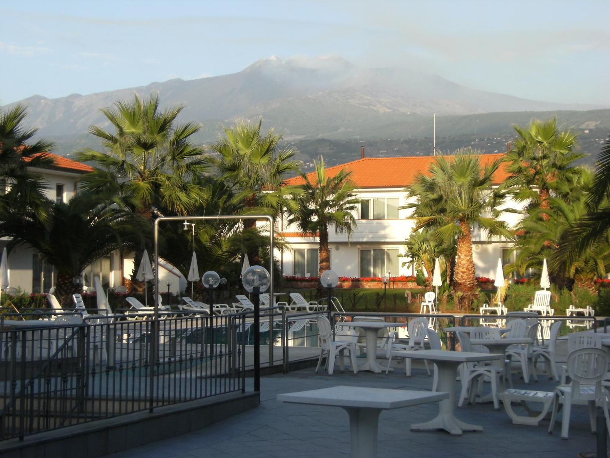 King'S House Hotel Resort Mascali Εξωτερικό φωτογραφία