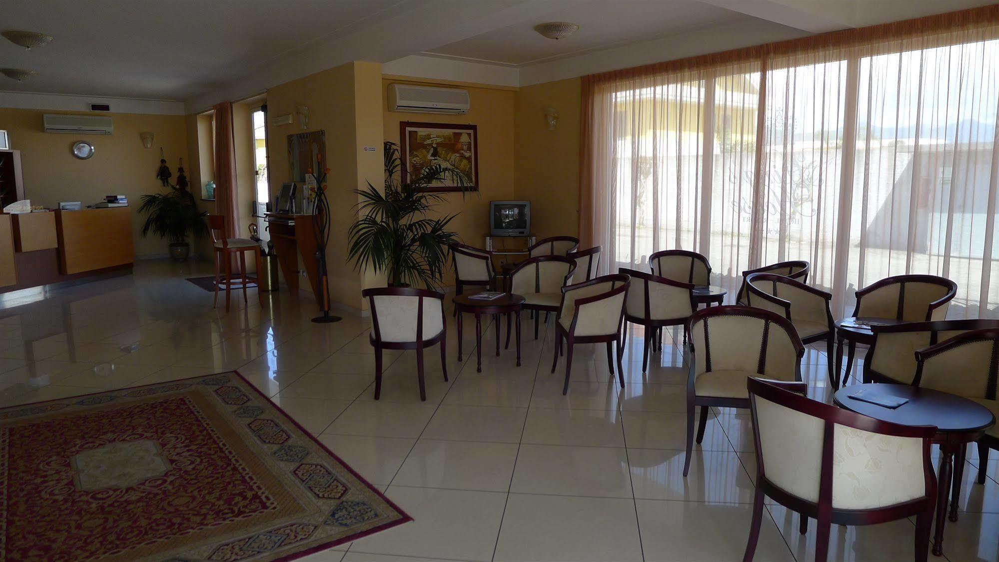 King'S House Hotel Resort Mascali Εξωτερικό φωτογραφία